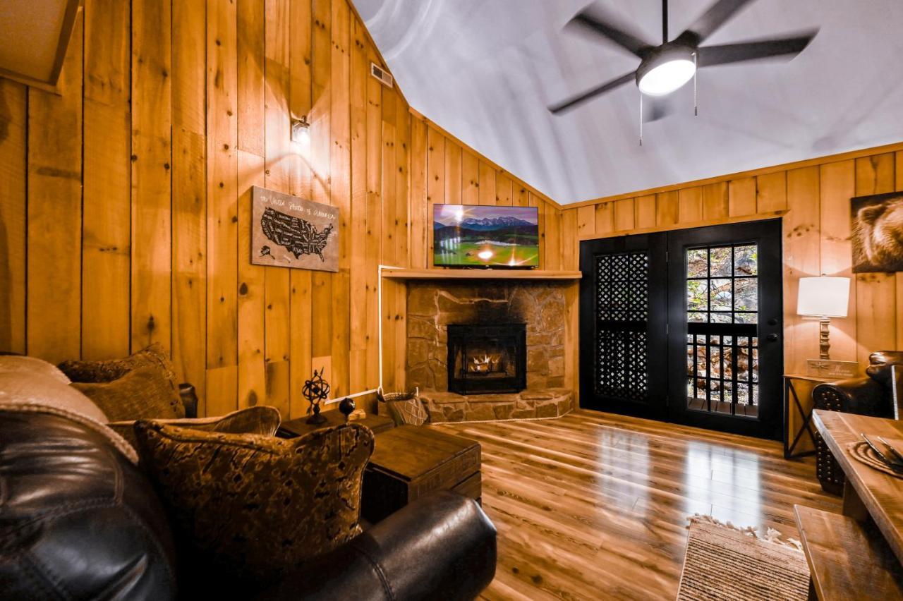 Private Mountain Cabin, Hot Tub Escape In The Smokies, With The View セバービル エクステリア 写真