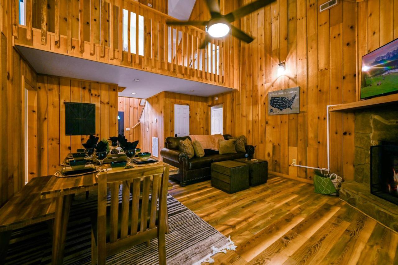 Private Mountain Cabin, Hot Tub Escape In The Smokies, With The View セバービル エクステリア 写真