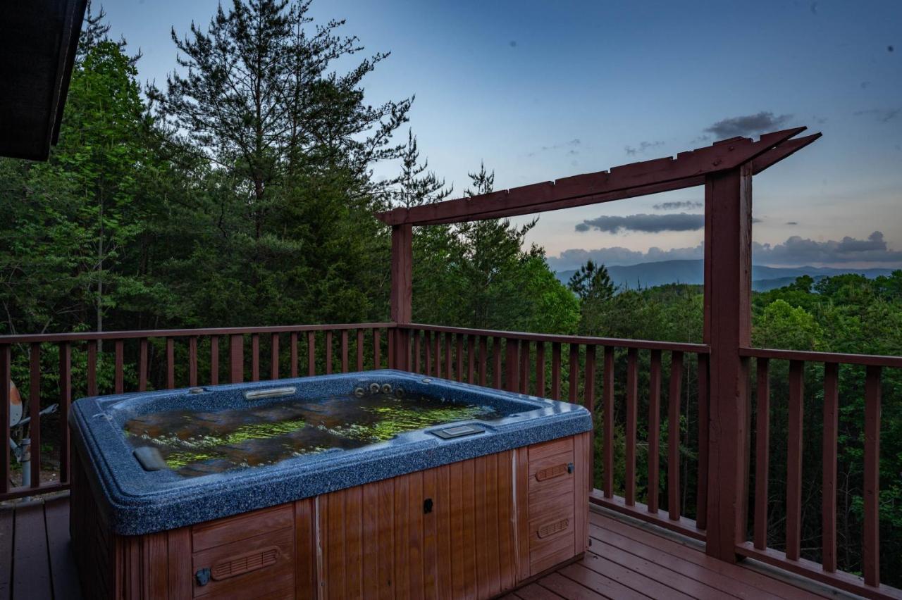 Private Mountain Cabin, Hot Tub Escape In The Smokies, With The View セバービル エクステリア 写真