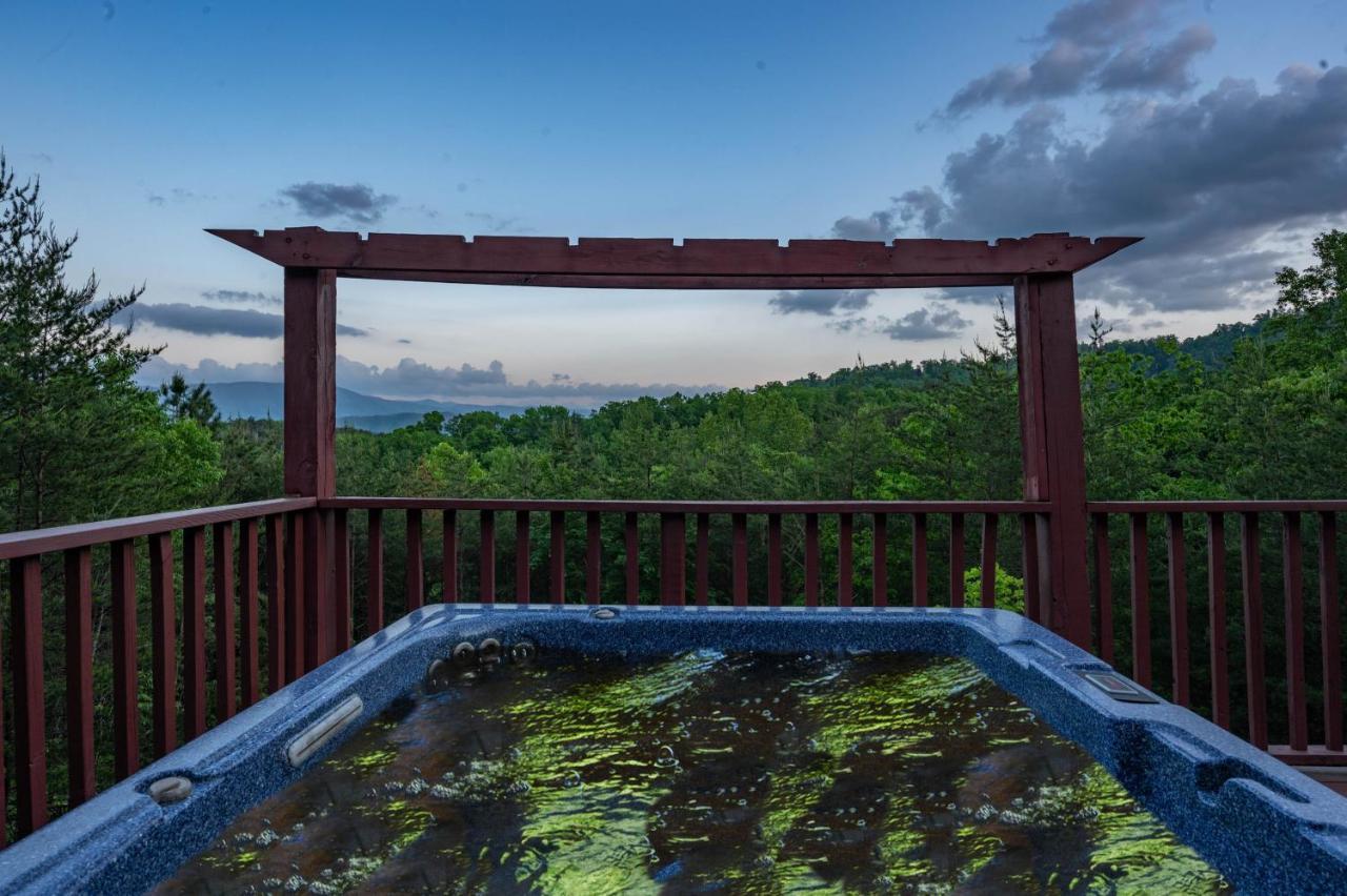 Private Mountain Cabin, Hot Tub Escape In The Smokies, With The View セバービル エクステリア 写真
